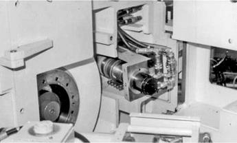 Combination Stepper Motor and DC Traverse Motor